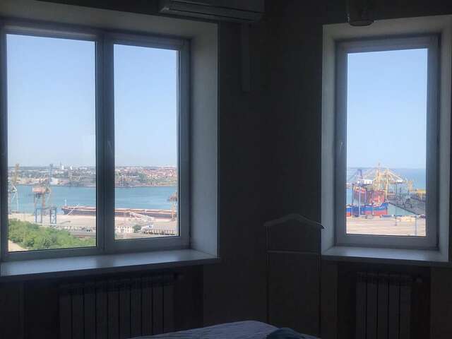 Апартаменты Квартира у моря Черноморск-4